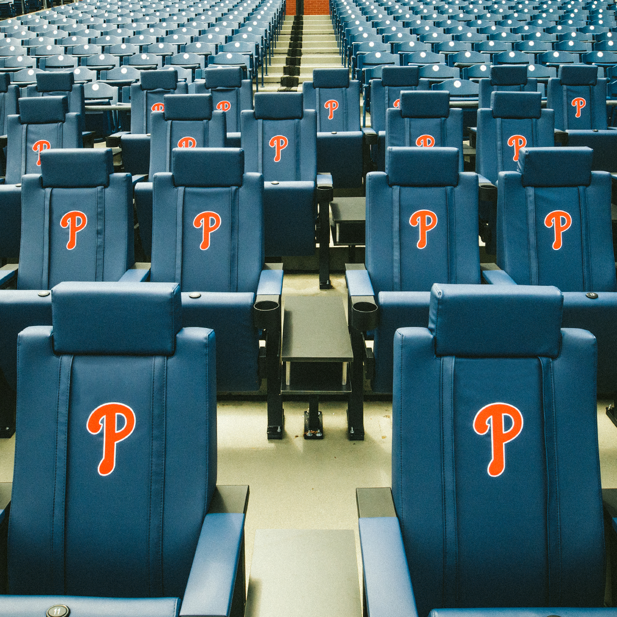 SuiteMax 3.5 VIP Seats with New York Yankees Logo
